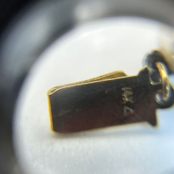 Woman’s Brand new ocean treasure 14k faux Pearl Necklace and bracelet set - Picture 12 of 12